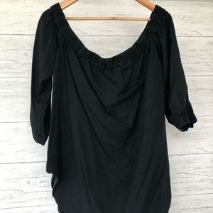 Off-the-shoulder black top